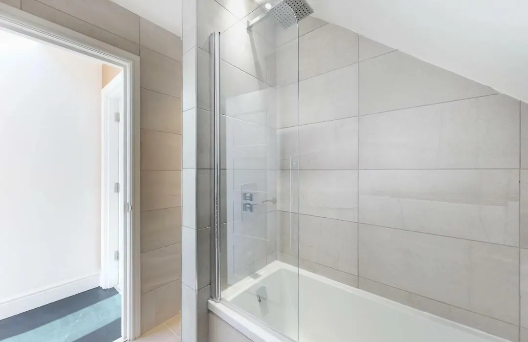 Stunning Luminous Penthouse/ 2Beds 2Baths-1